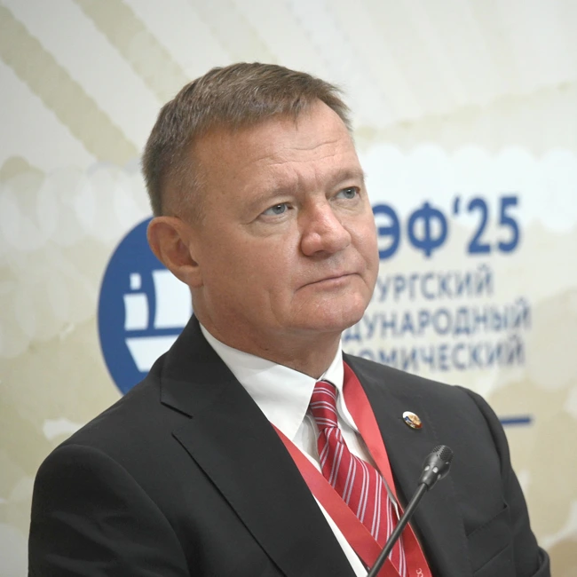 Почему экс-министр транспорта Роман Старовойт мог покончить с собой