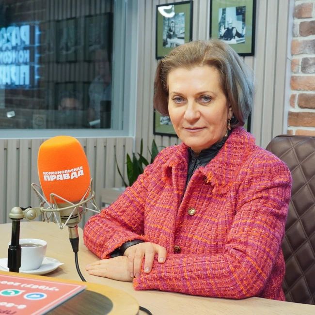 Очень сильный грипп атаковал Россию. Сработают ли наши прививки?