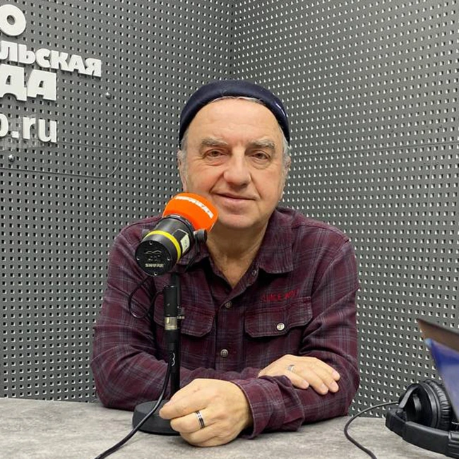 Владимир Шахрин из «Чайфа» - про хэллоуин, интервью Пугачевой, помощь участникам СВО и новый альбом «Вот так»