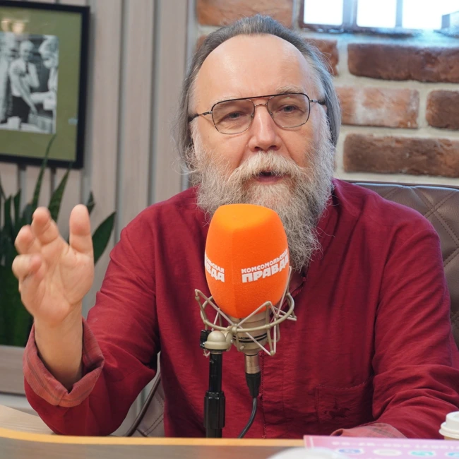 Александр Дугин: Вопрос, быть или не быть России, решается сейчас
